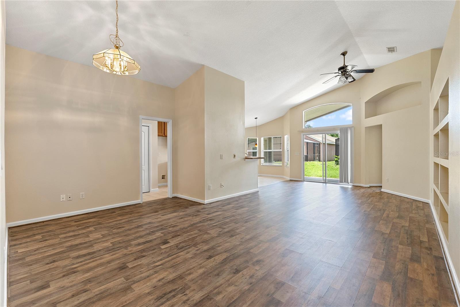 MISSION PARK - Residential