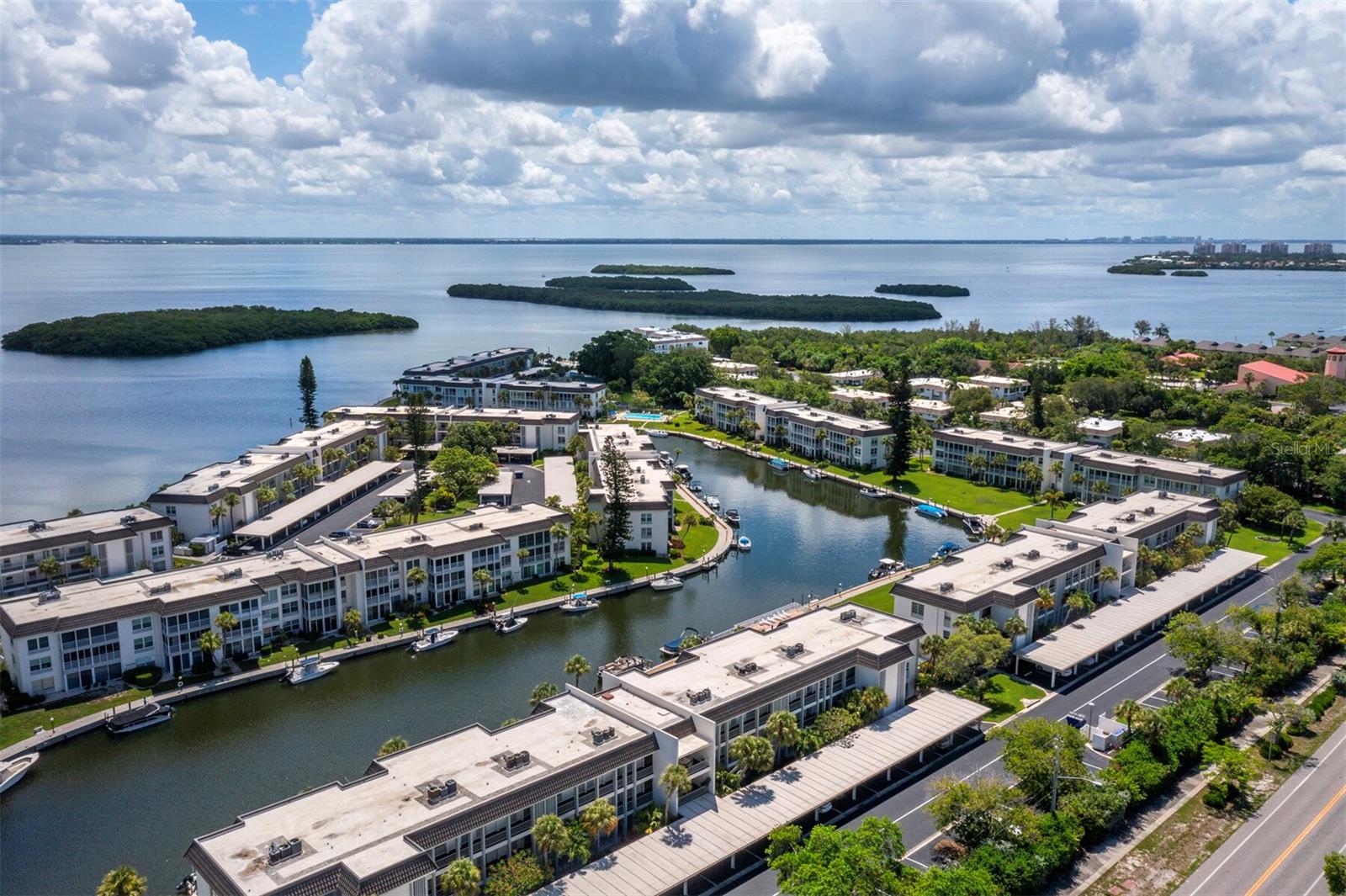 LONGBOAT HARBOUR - Residential
