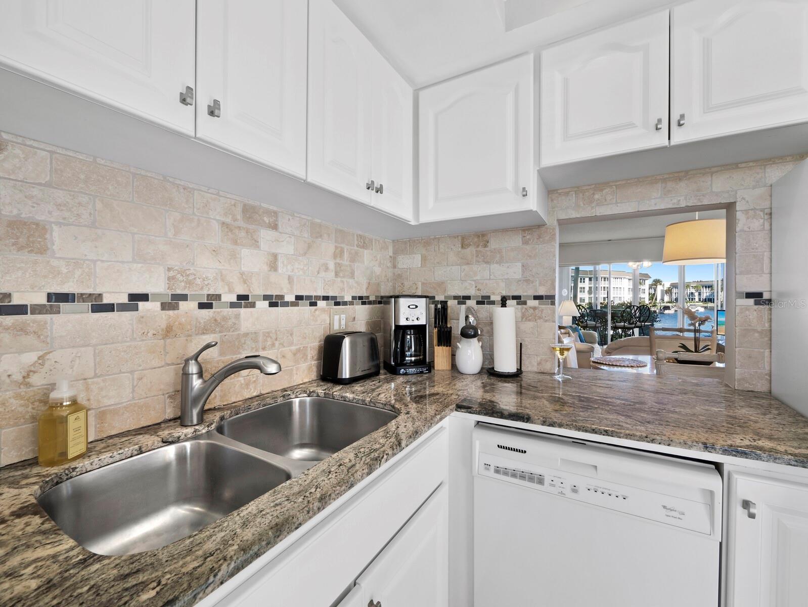 LONGBOAT HARBOUR - Residential