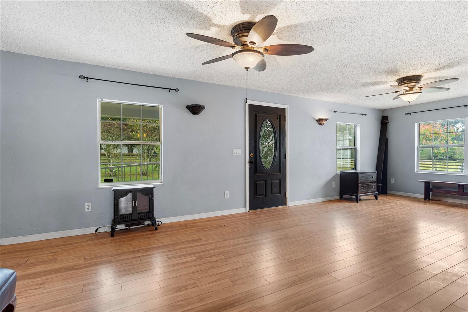 ACREAGE - Residential