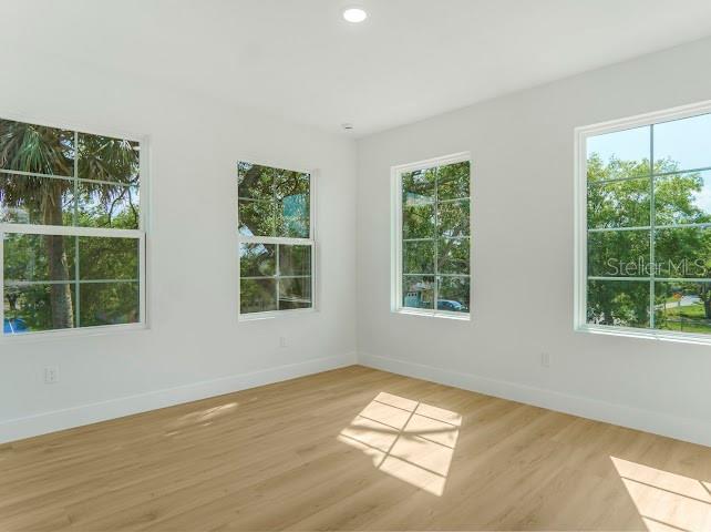 OAKLAND TOWN - Residential
