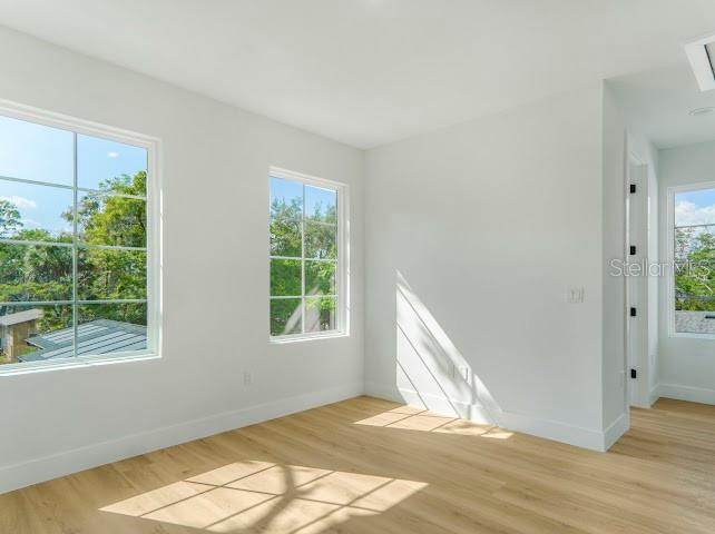 OAKLAND TOWN - Residential