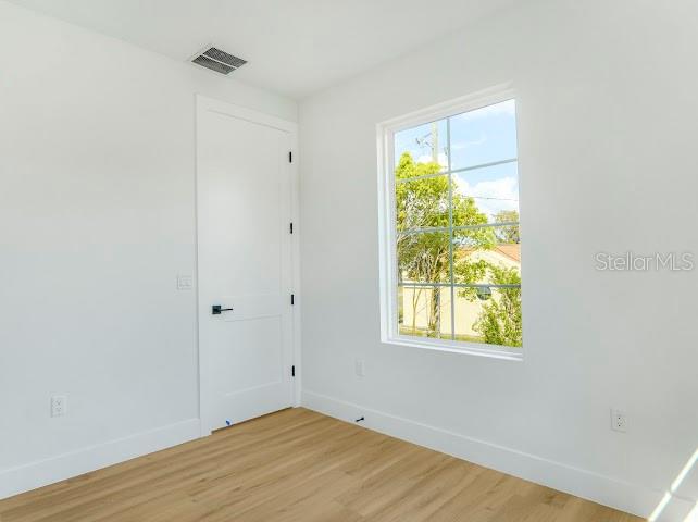 OAKLAND TOWN - Residential