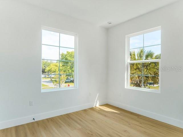 OAKLAND TOWN - Residential