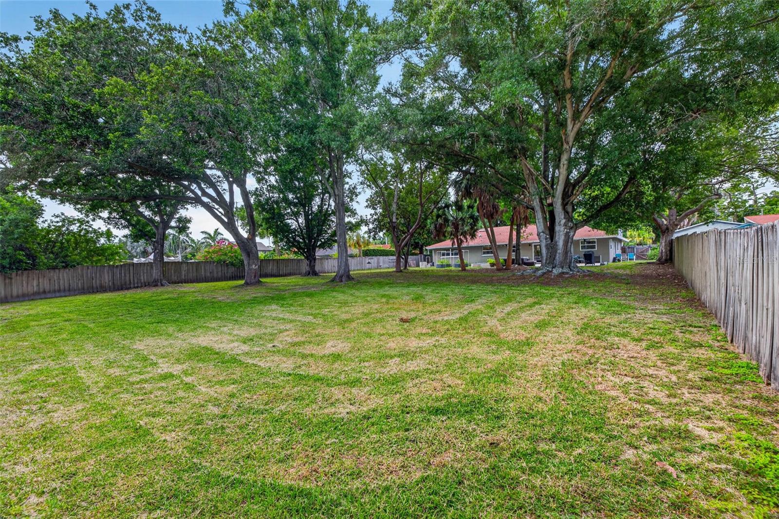 NOTTINGHAM ACRES - Residential