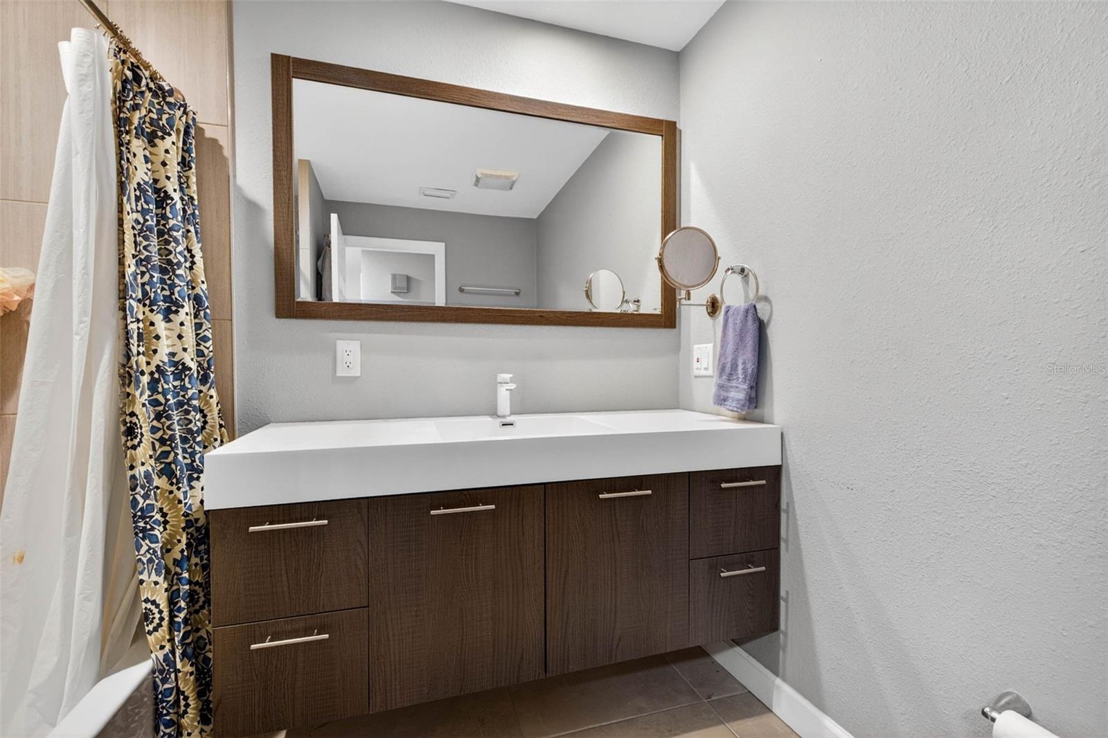 NOTTINGHAM ACRES - Residential