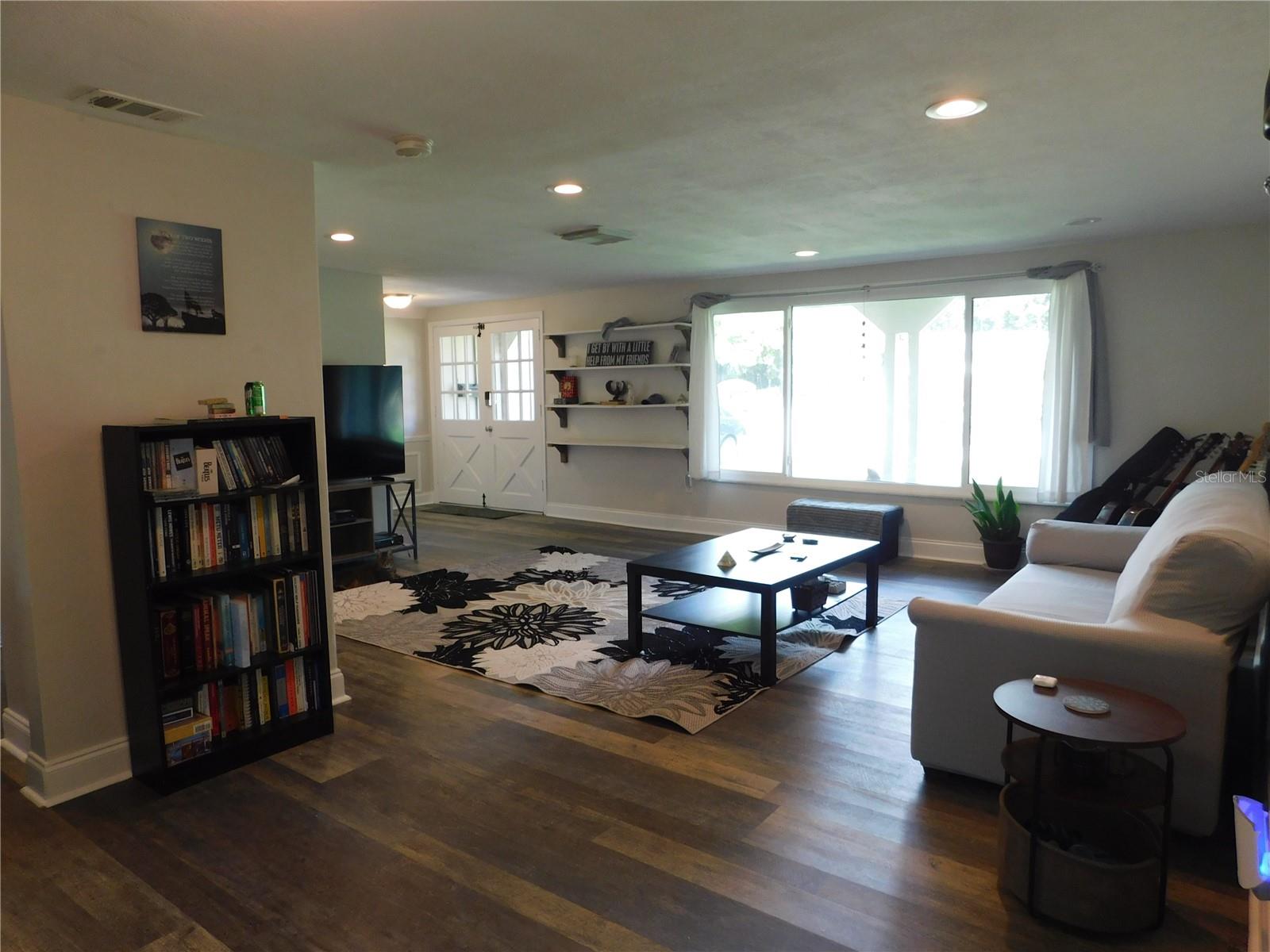 BEACON WOODS VILLAGE - Residential