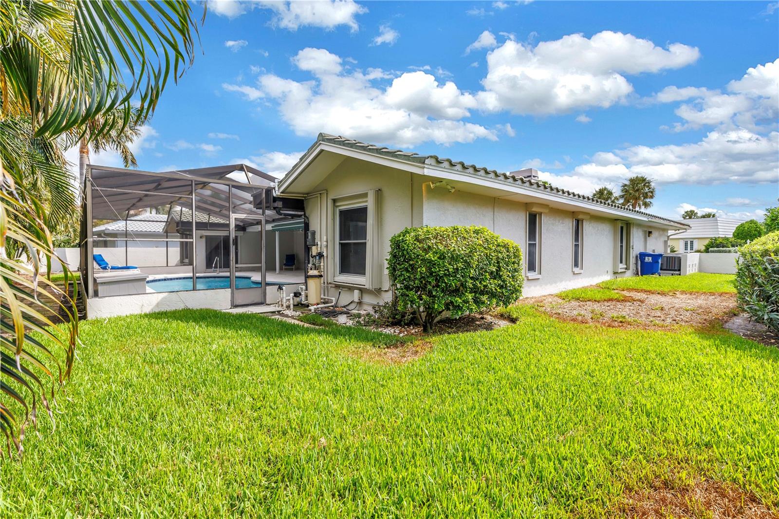 BAYWAY ISLES UNIT 1 - Residential