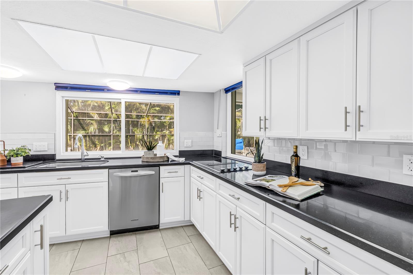 BAYWAY ISLES UNIT 1 - Residential