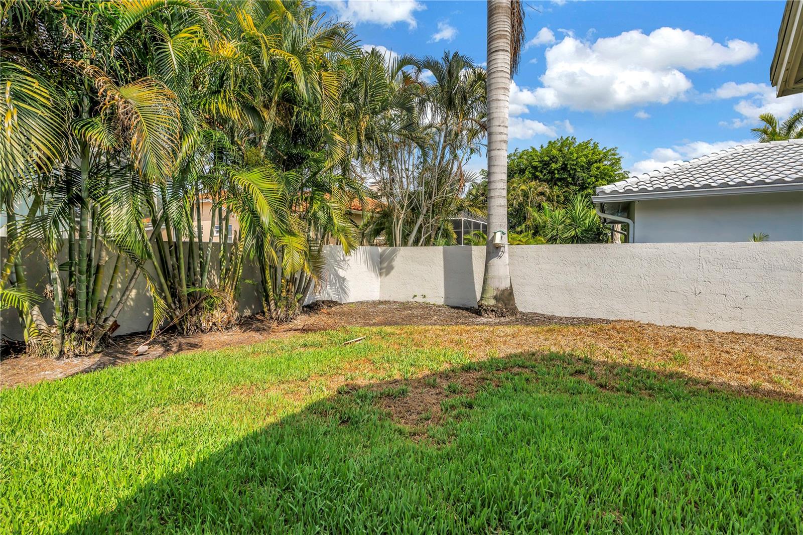 BAYWAY ISLES UNIT 1 - Residential