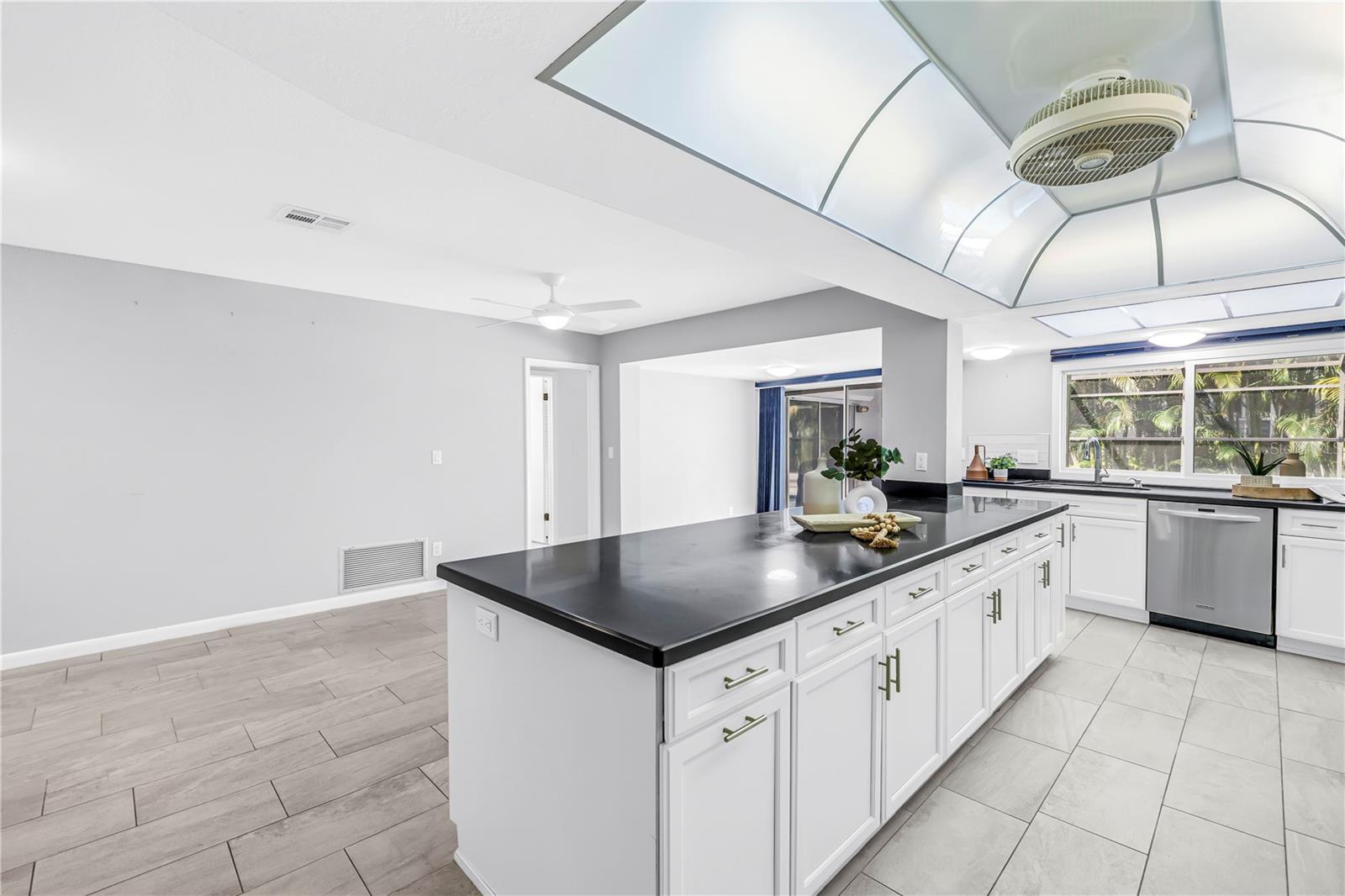 BAYWAY ISLES UNIT 1 - Residential