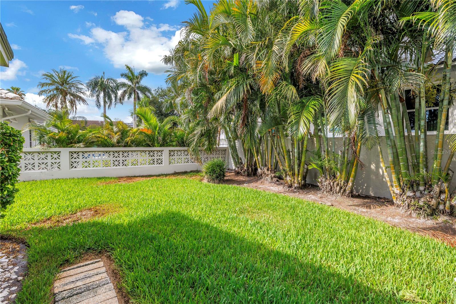BAYWAY ISLES UNIT 1 - Residential