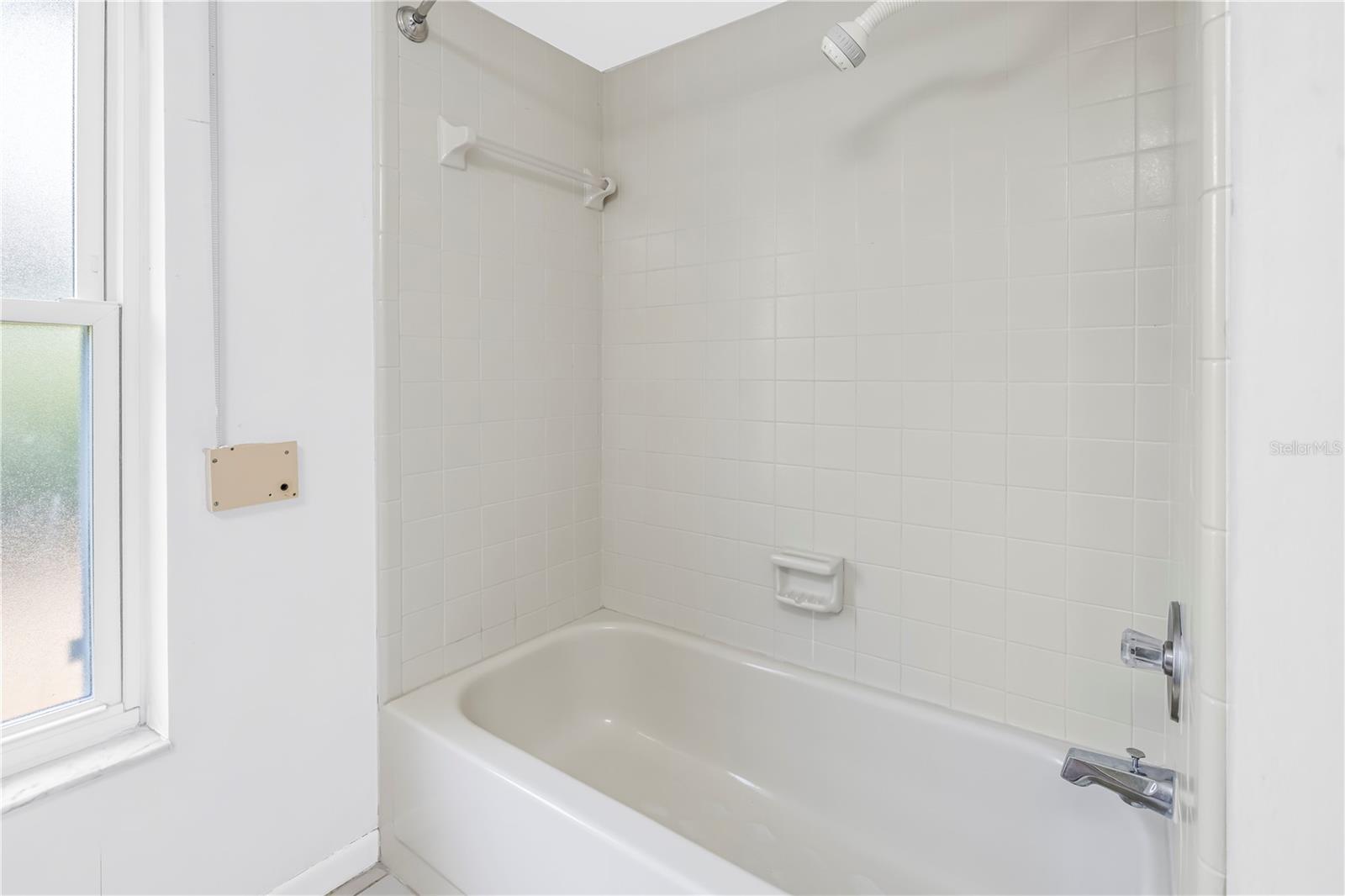 BAYWAY ISLES UNIT 1 - Residential