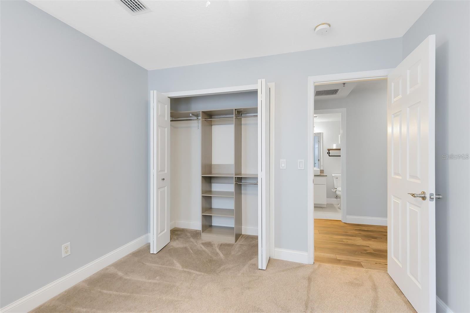 LA VITA CONDO PH 4 - Residential