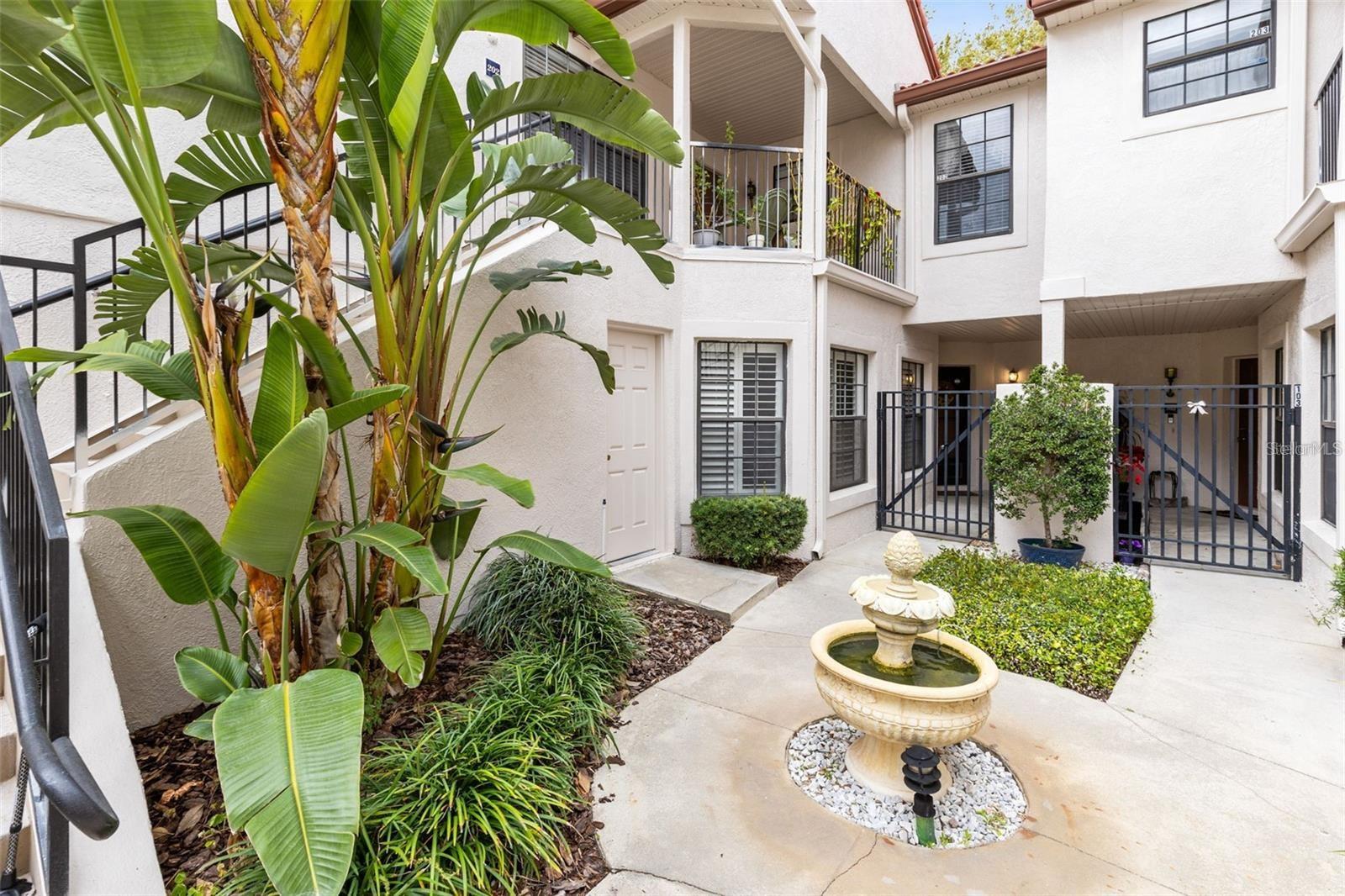 LA VITA CONDO PH 4 - Residential
