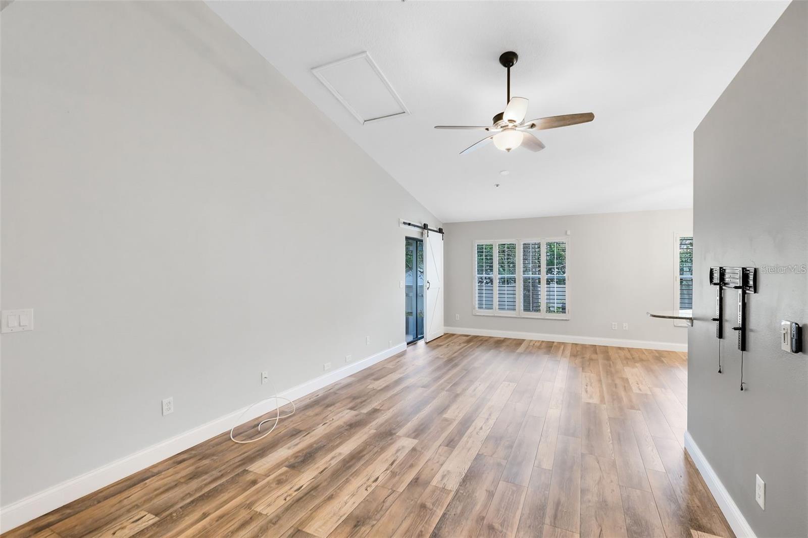 LA VITA CONDO PH 4 - Residential
