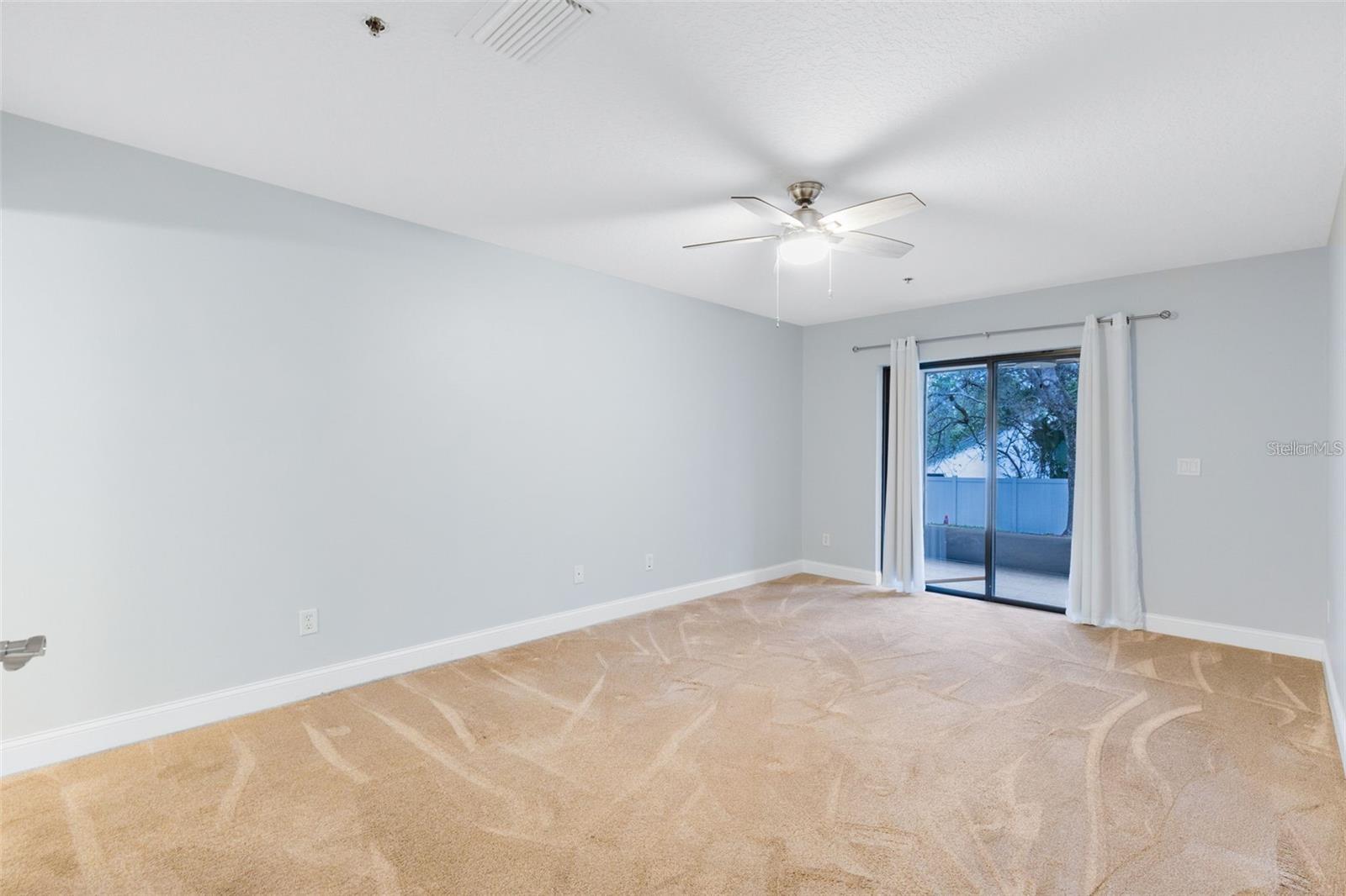 LA VITA CONDO PH 4 - Residential