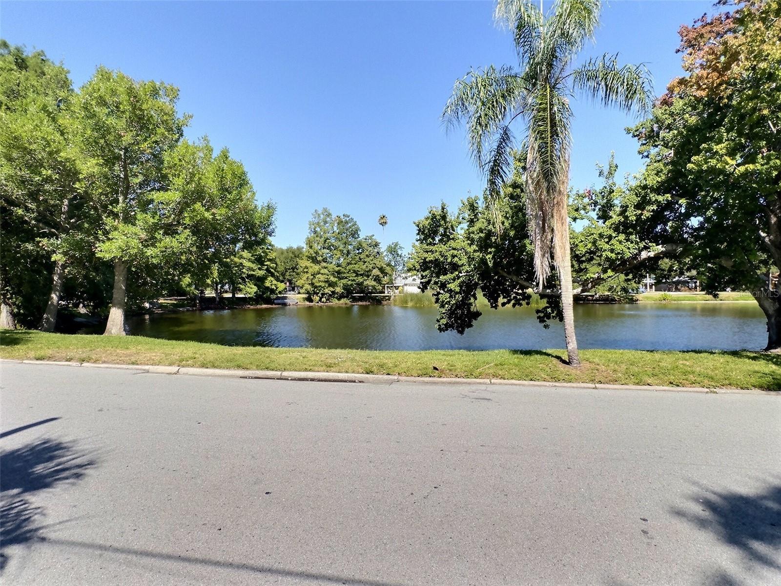 DUNEDIN ISLES 1 - Residential Lease