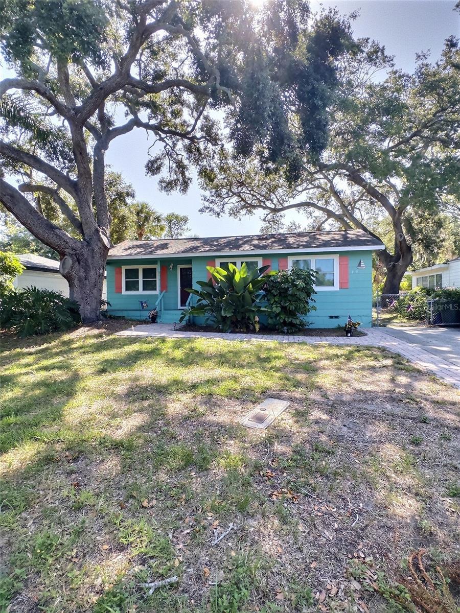 DUNEDIN ISLES 1 - Residential Lease