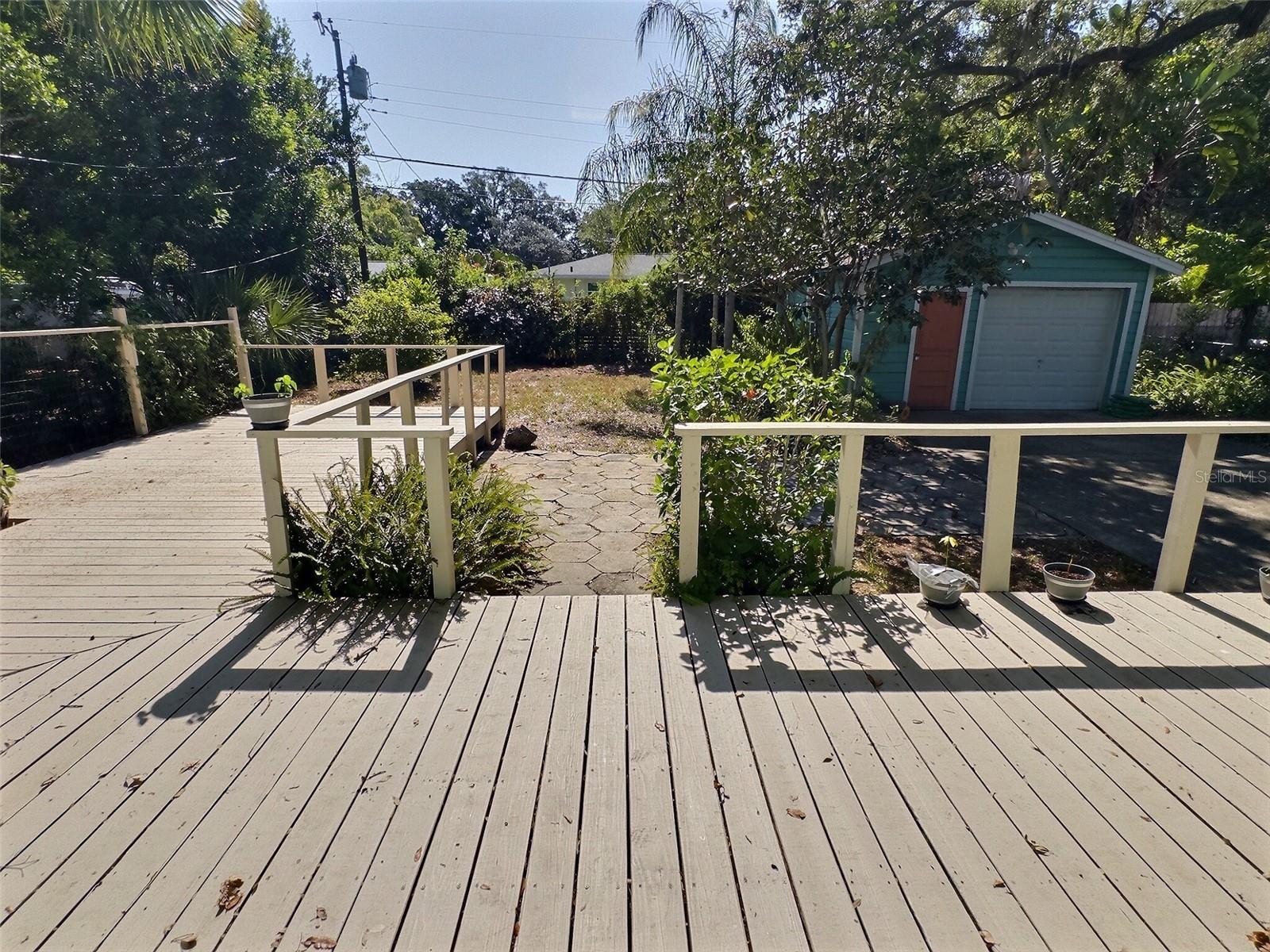 DUNEDIN ISLES 1 - Residential Lease