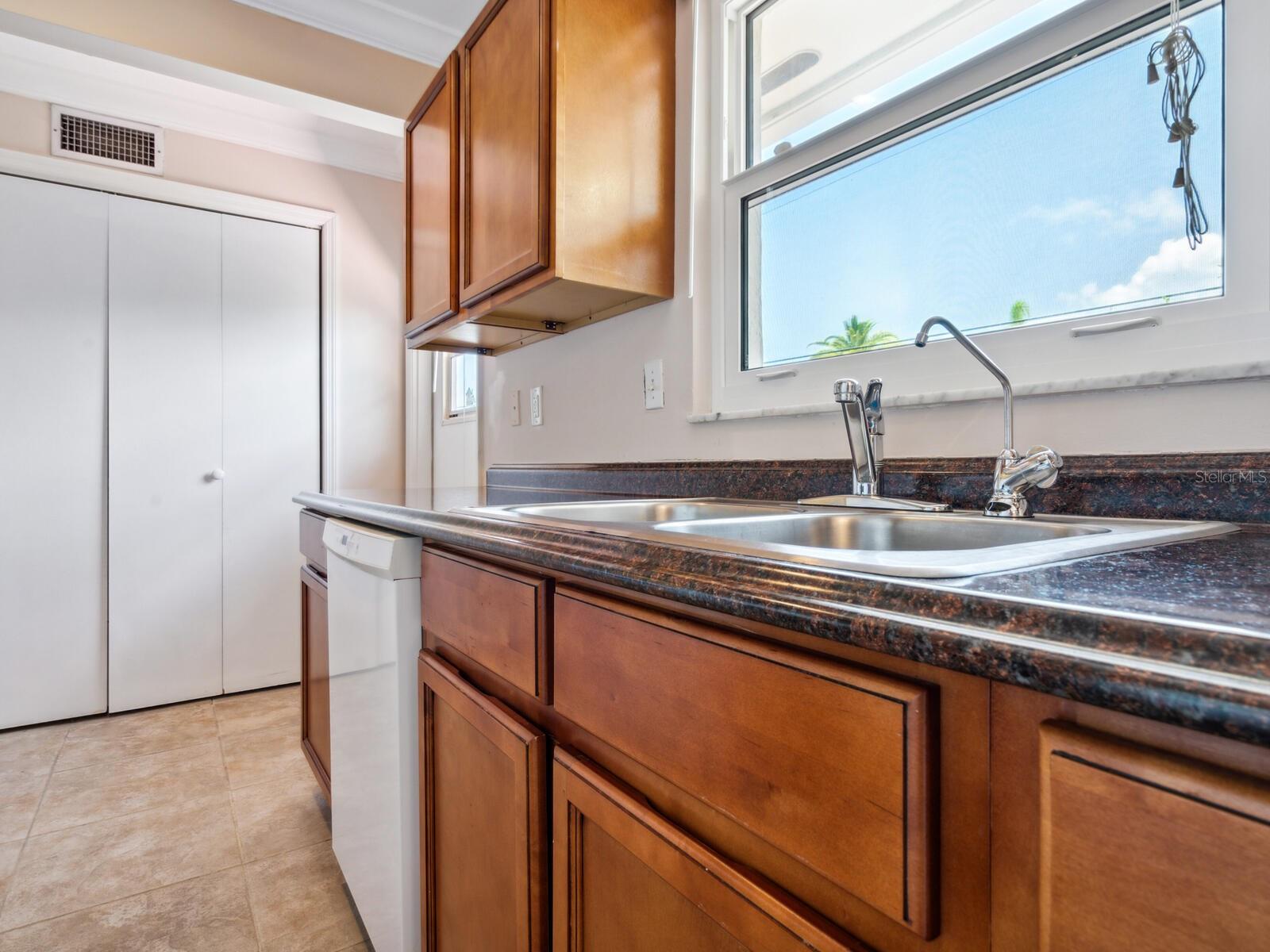 WOODSIDE VILLAGE WEST - Residential