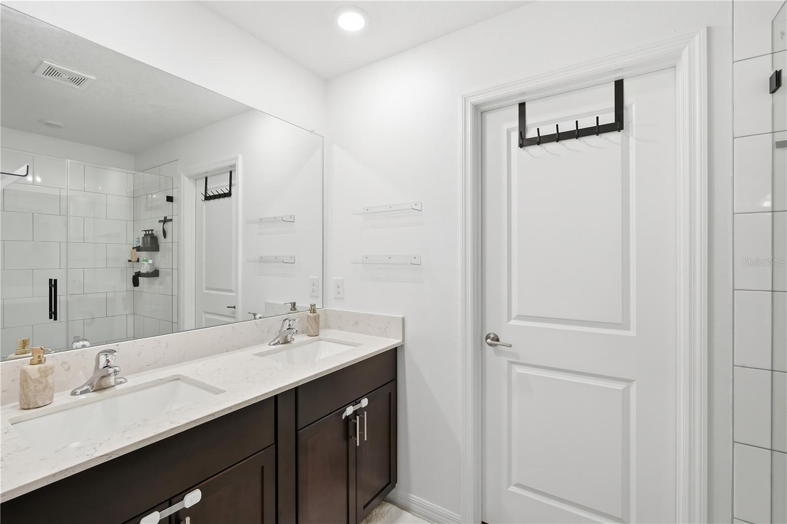 TRIPLE CREEK - Residential Lease