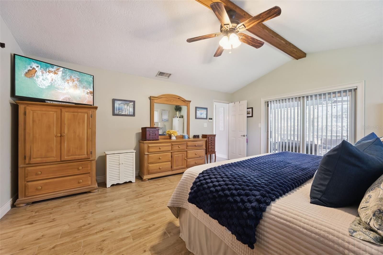 COUNTRY DOWNS PH 2 - Residential