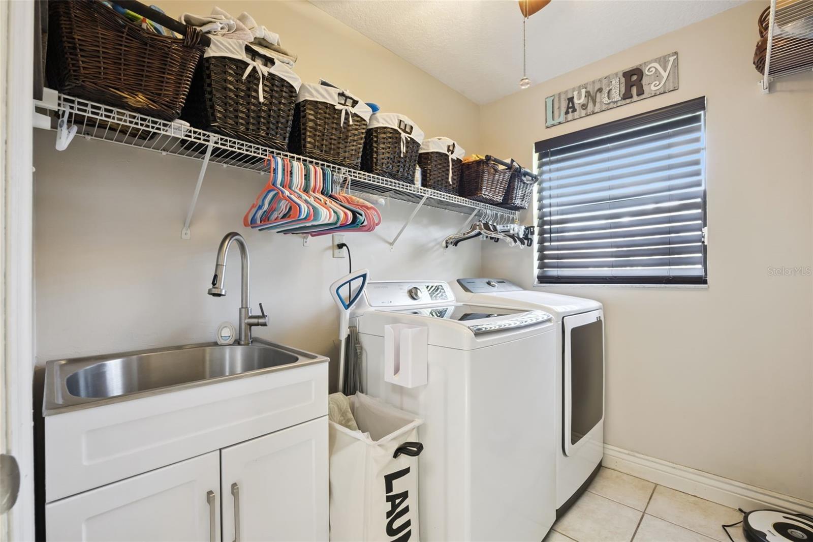 COUNTRY DOWNS PH 2 - Residential
