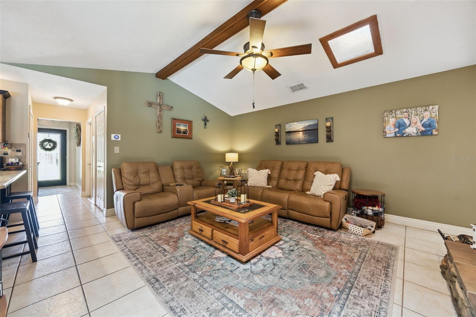 COUNTRY DOWNS PH 2 - Residential