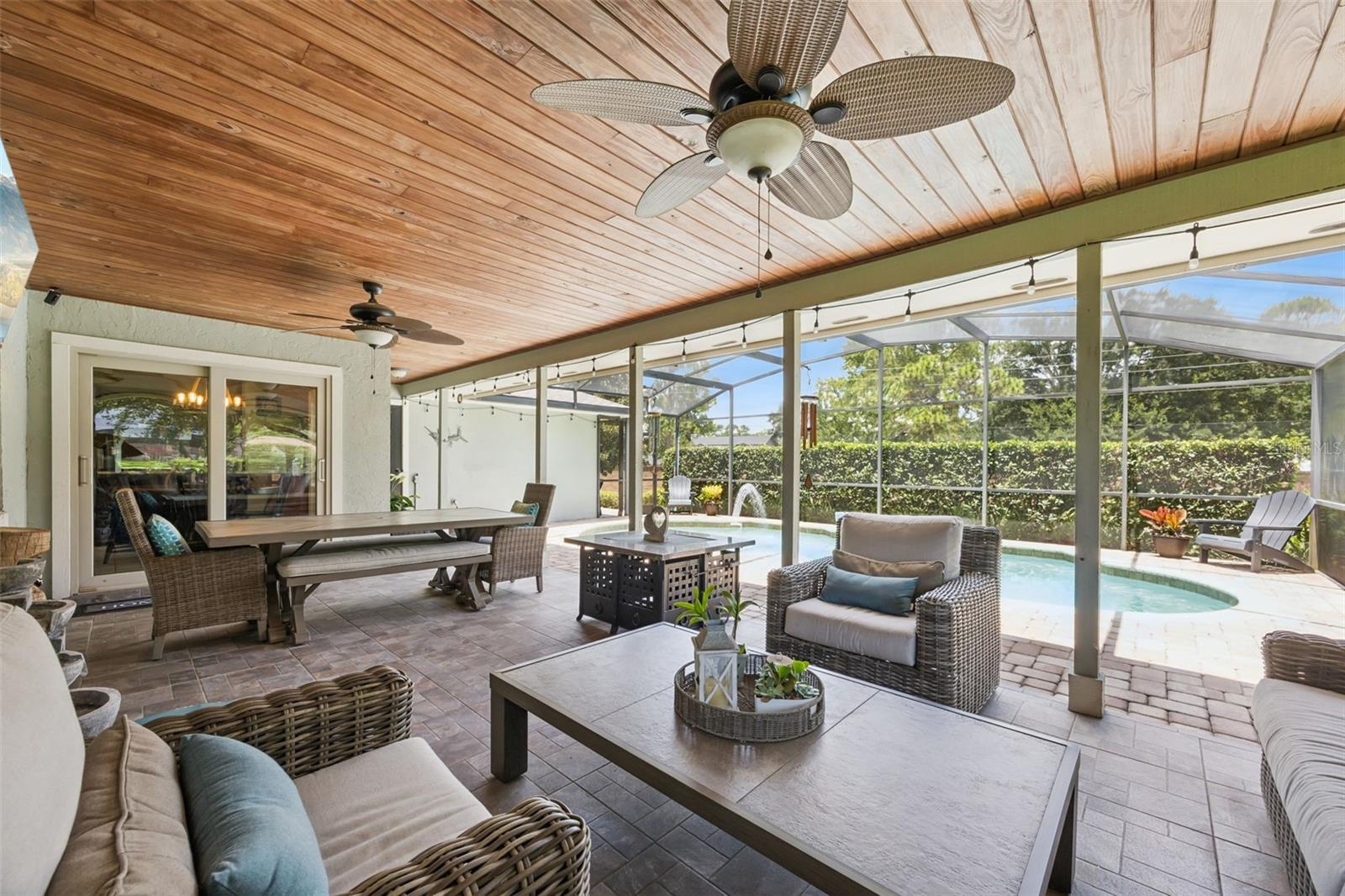 COUNTRY DOWNS PH 2 - Residential