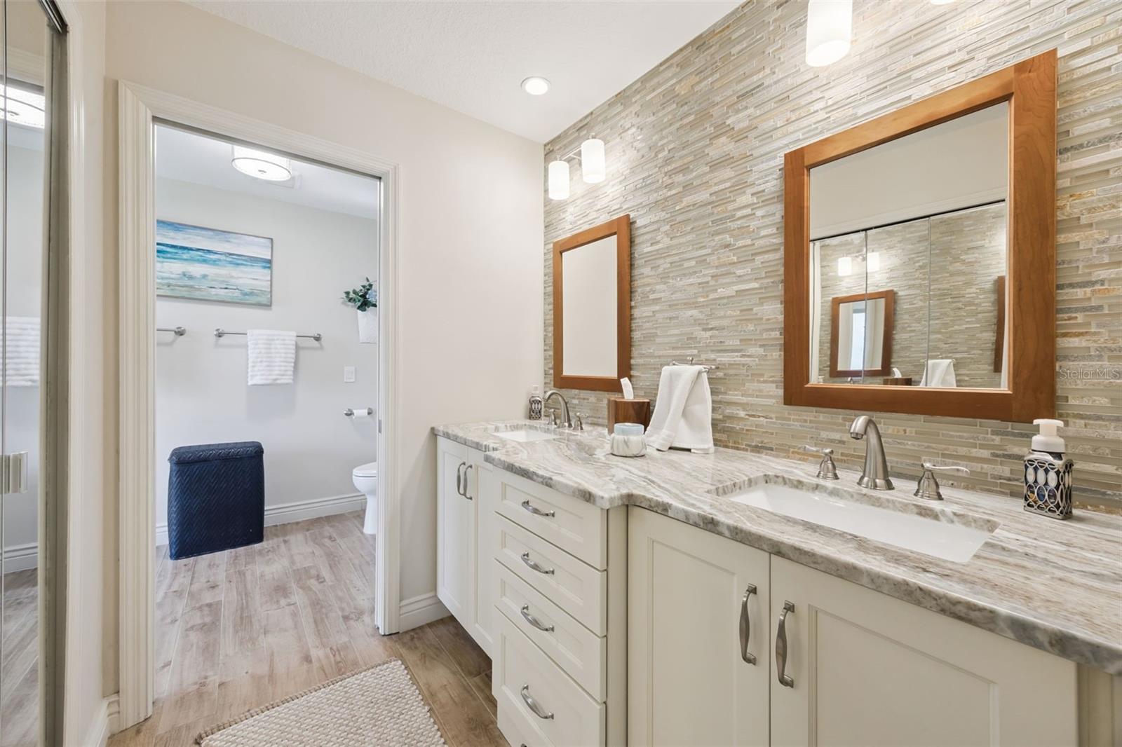 COUNTRY DOWNS PH 2 - Residential