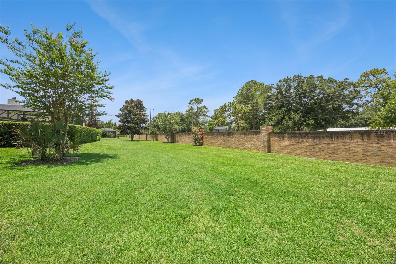 COUNTRY DOWNS PH 2 - Residential