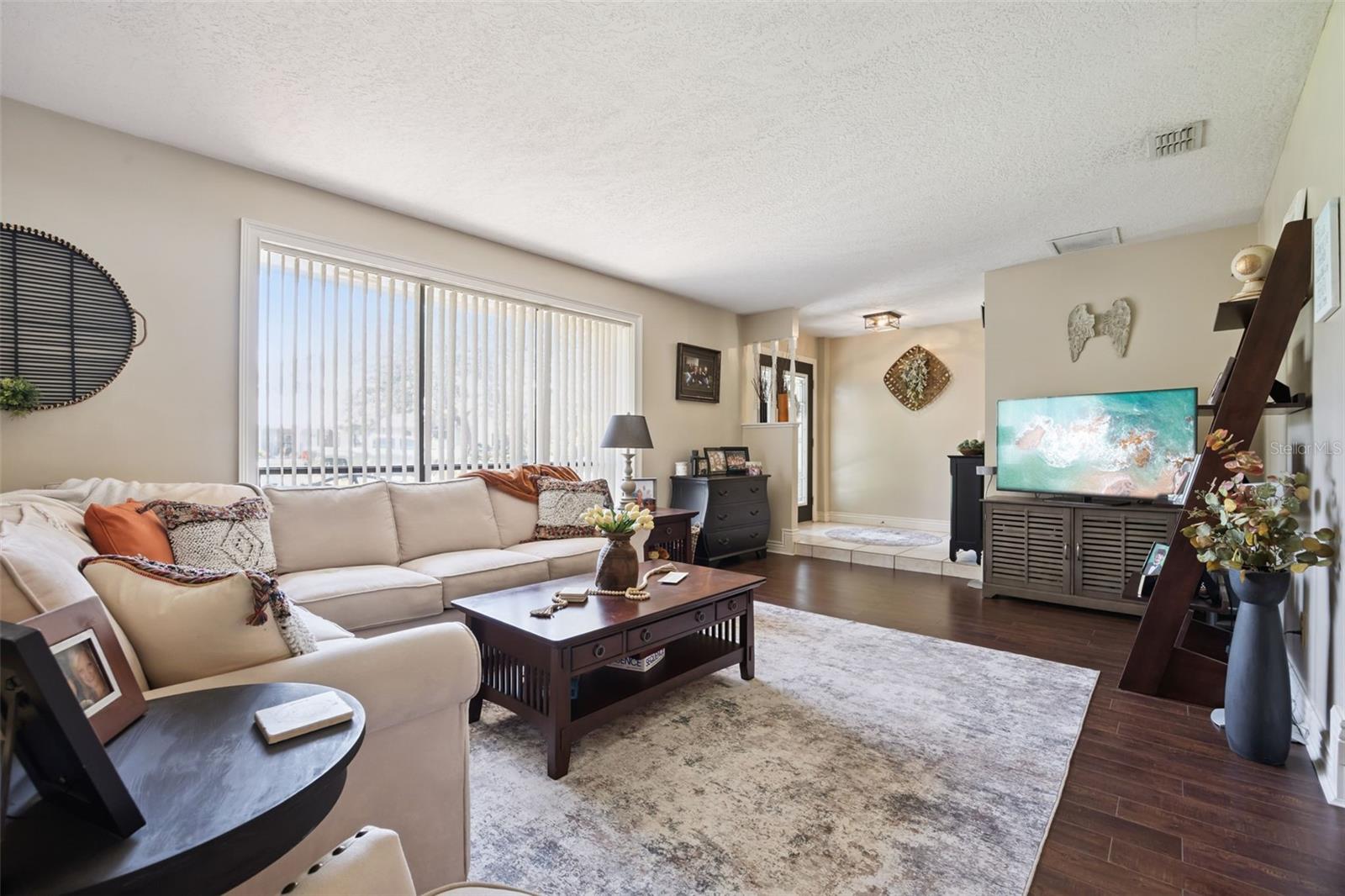 COUNTRY DOWNS PH 2 - Residential