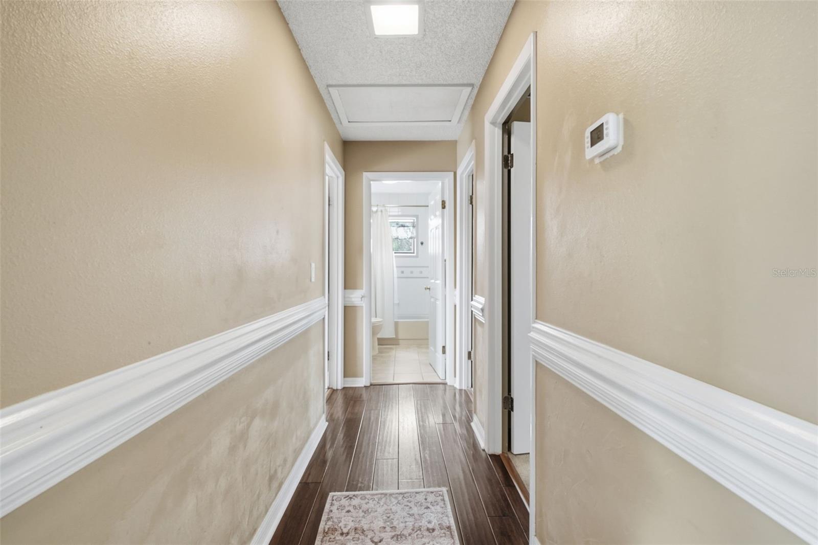 VENETIAN COURT - Residential