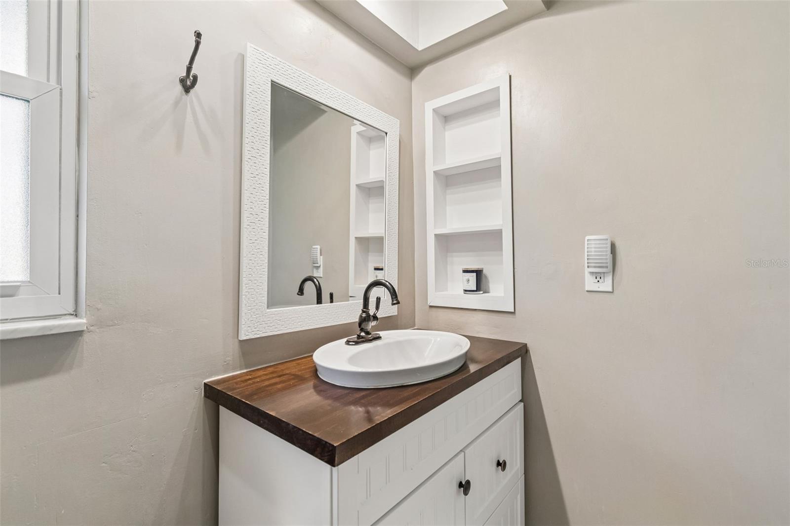 OAKHURST PARK 1ST ADD - Residential