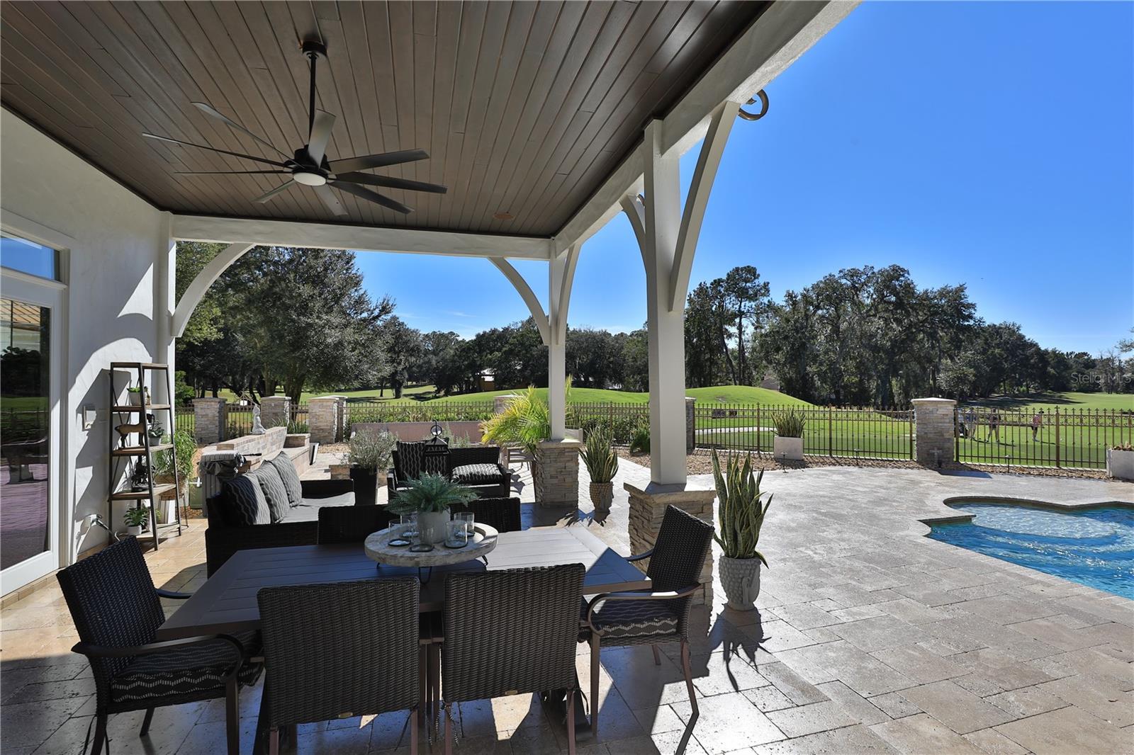 COUNTRY CLUB/OCALA UN 02 - Residential