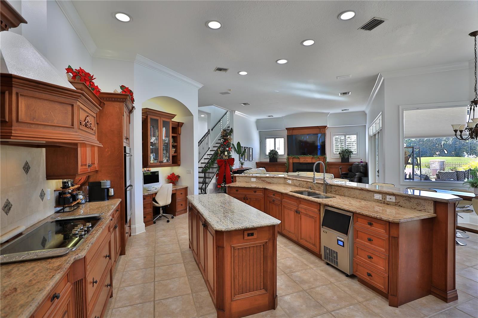 COUNTRY CLUB/OCALA UN 02 - Residential
