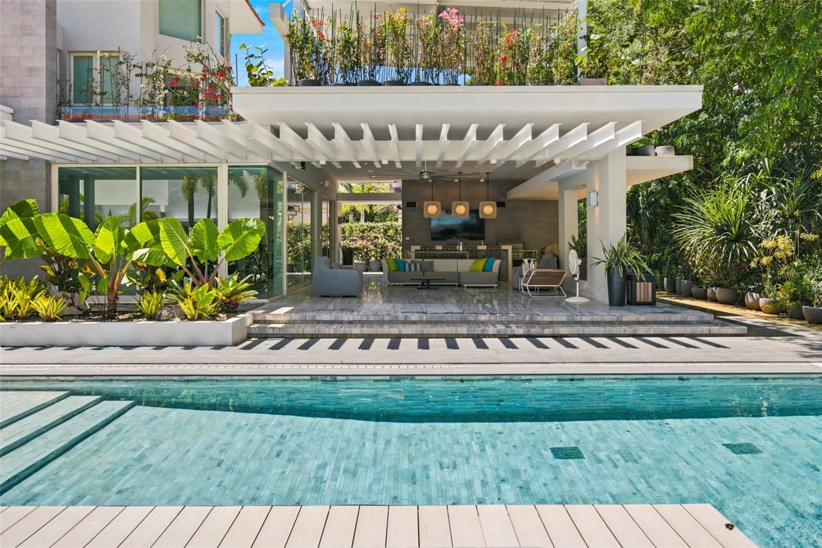 DORADO BEACH EAST - Residential