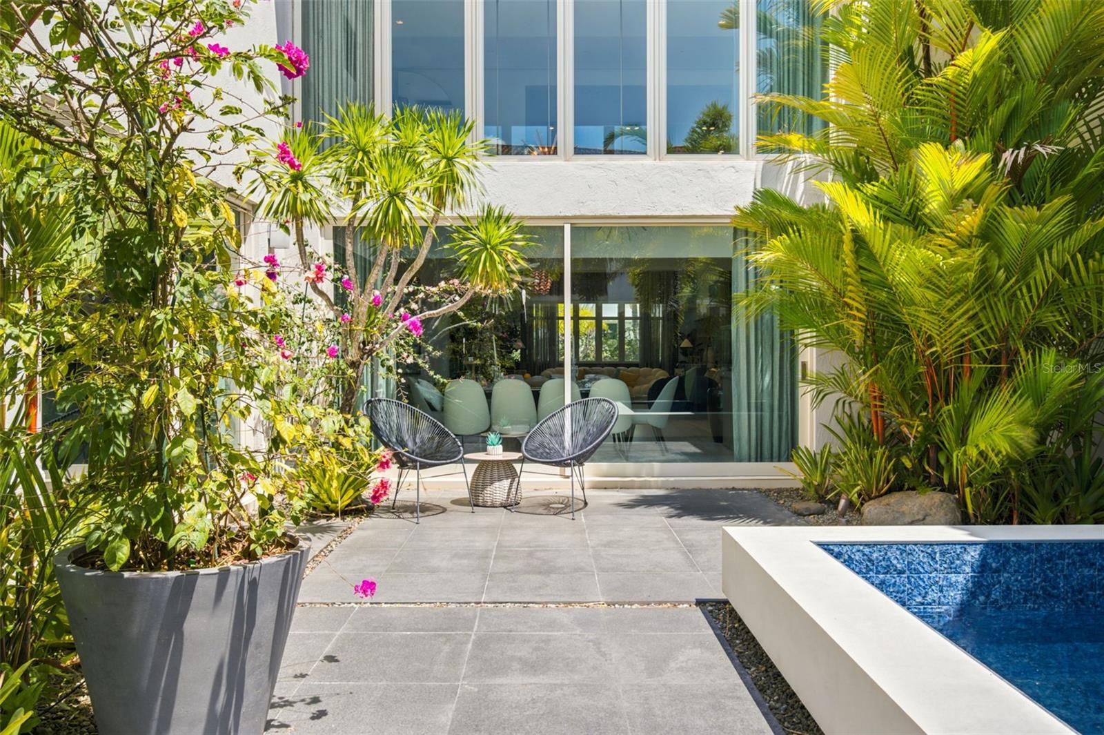 DORADO BEACH EAST - Residential