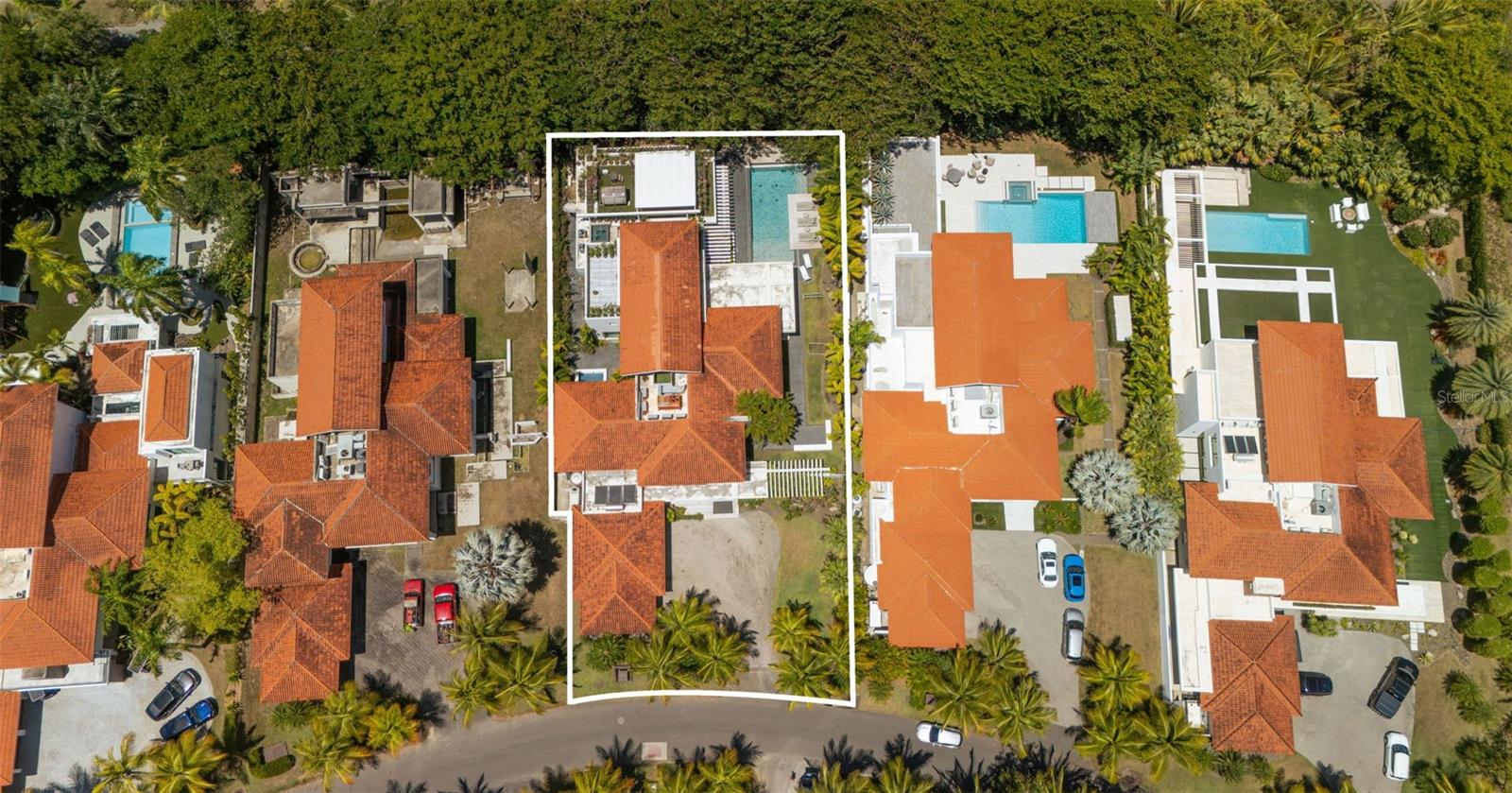 DORADO BEACH EAST - Residential