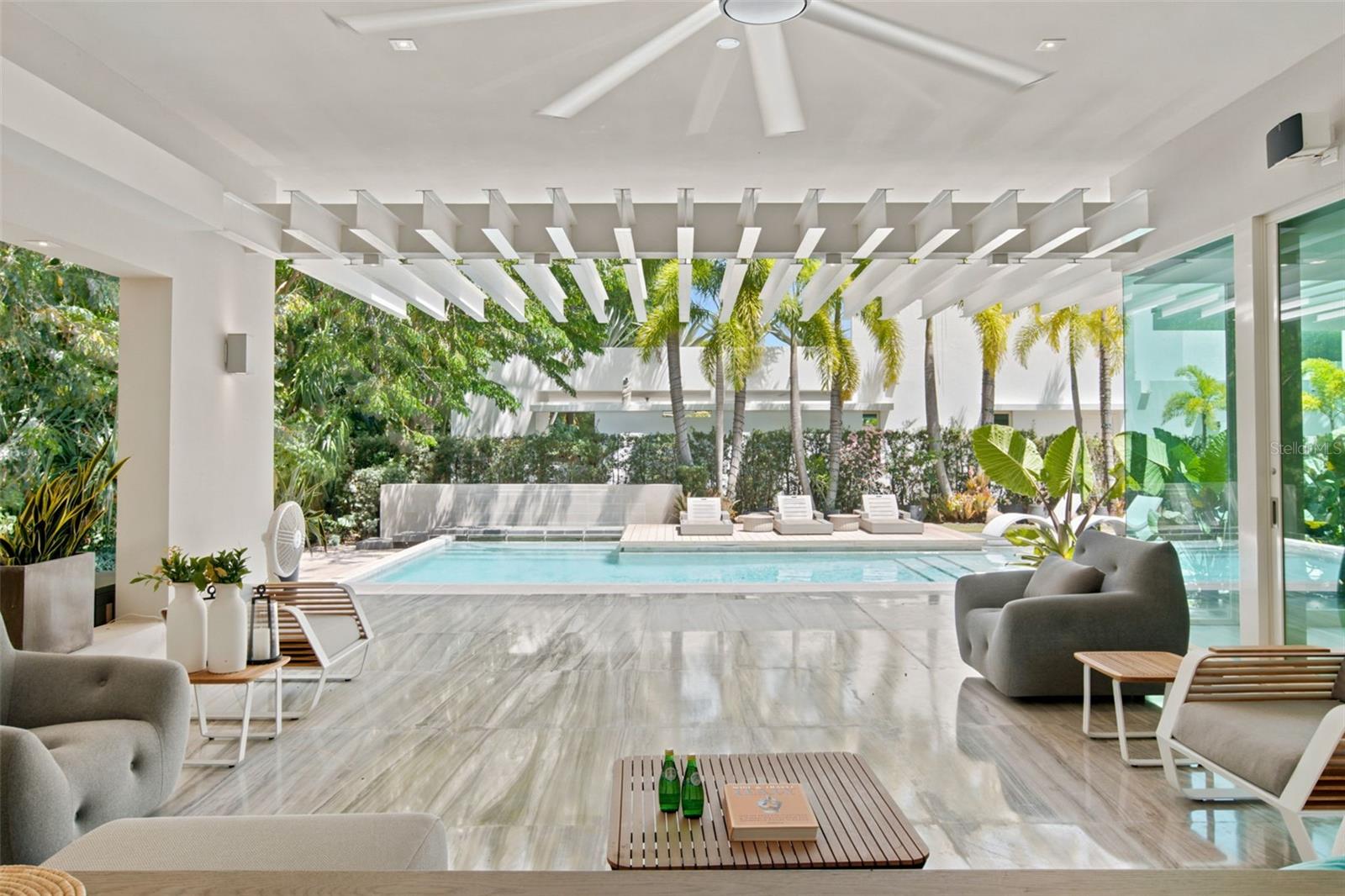 DORADO BEACH EAST - Residential