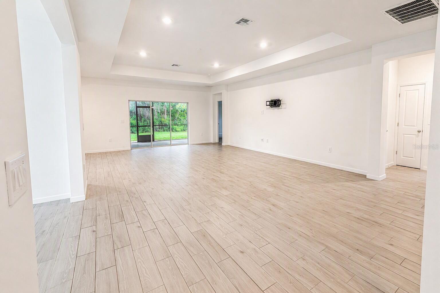 GRAND PARK NORTH - Residential