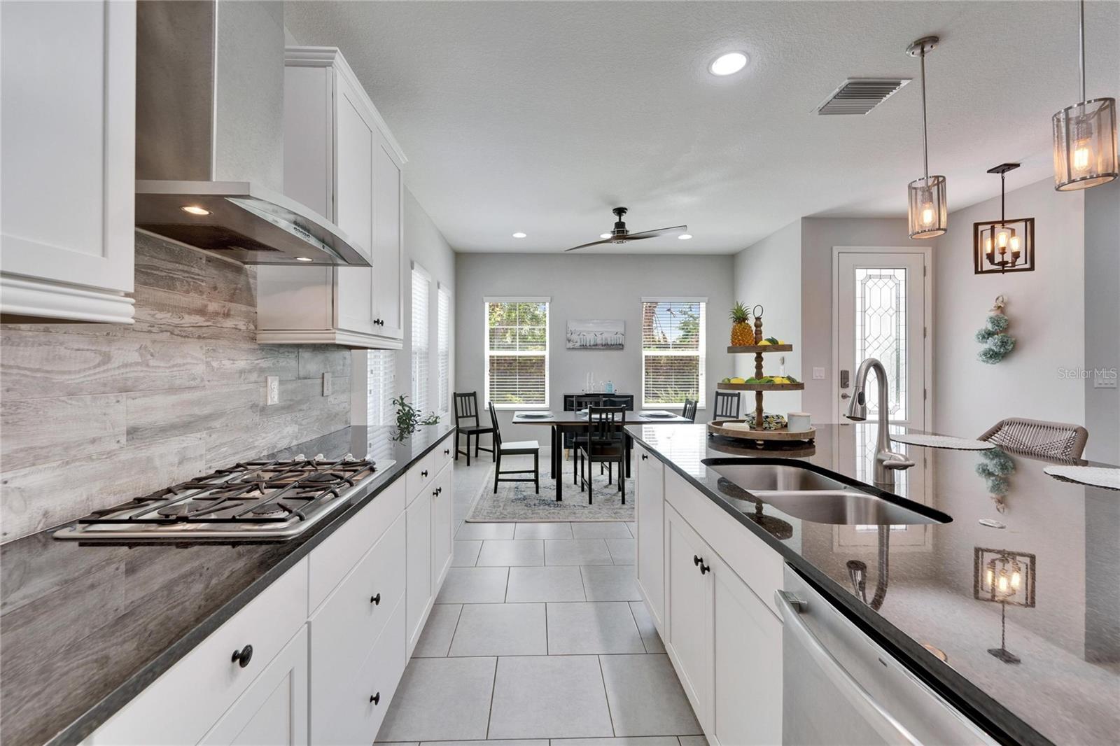 MIRABAY PARCELS 21 & 23 - Residential