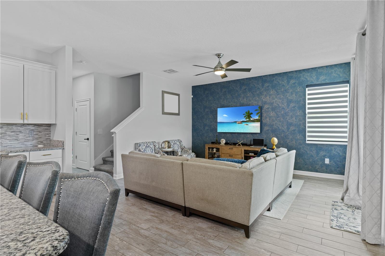 OAKS/MOSS PARK - Residential