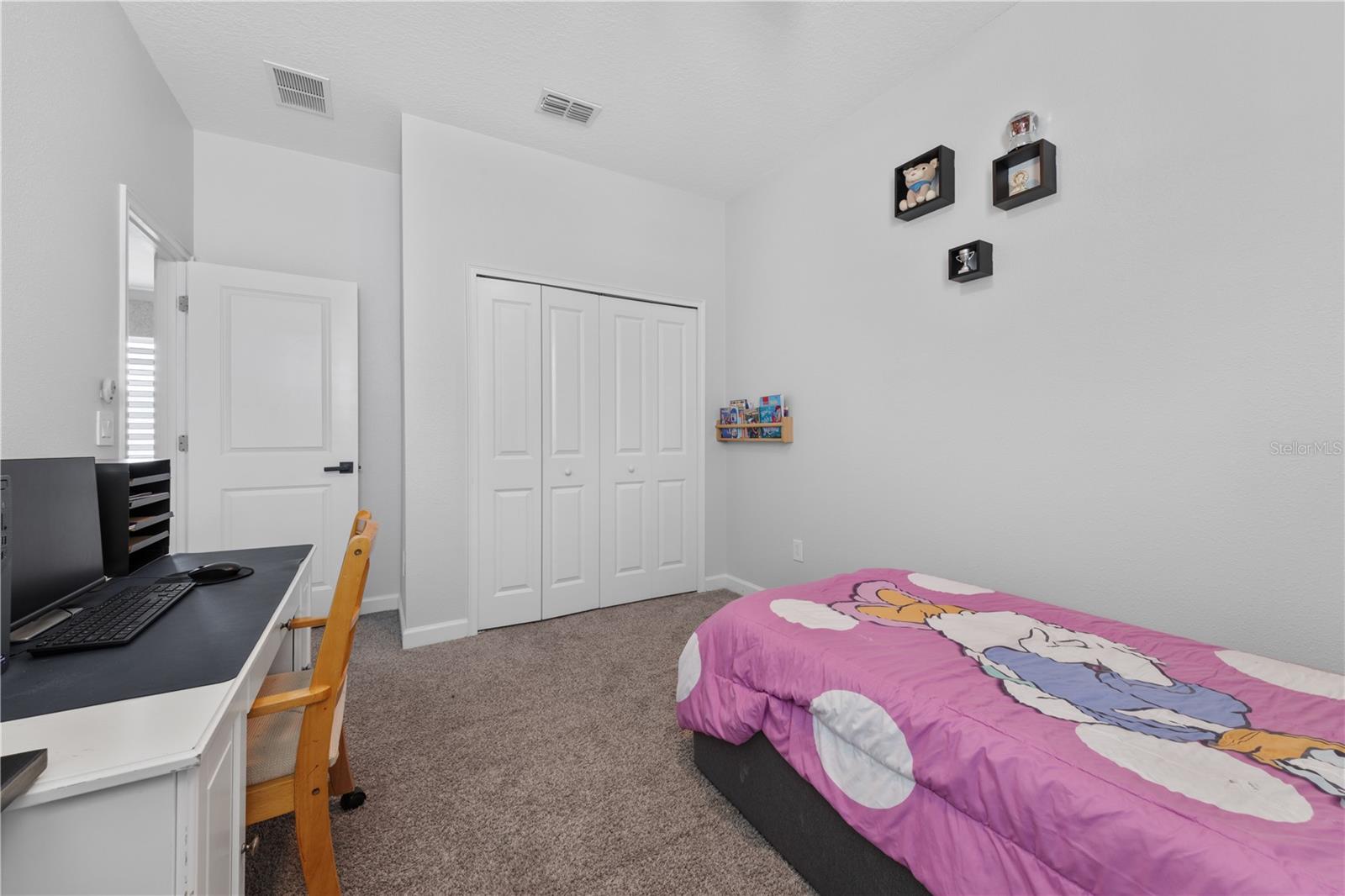 OAKS/MOSS PARK - Residential