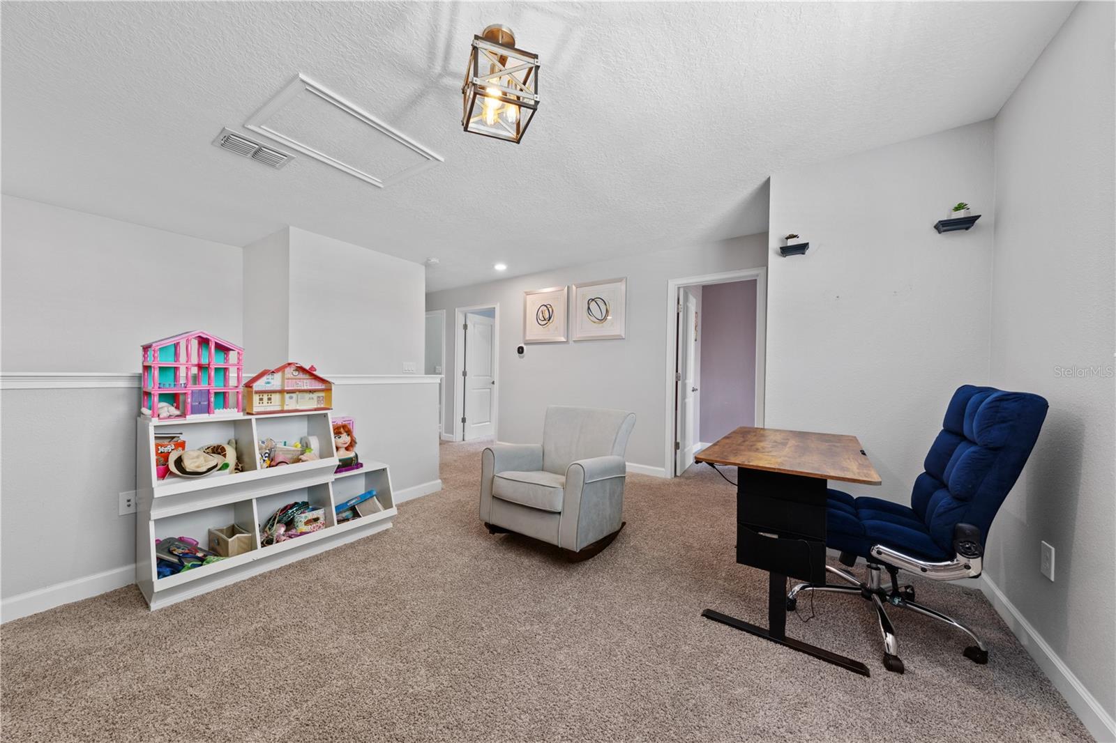 OAKS/MOSS PARK - Residential