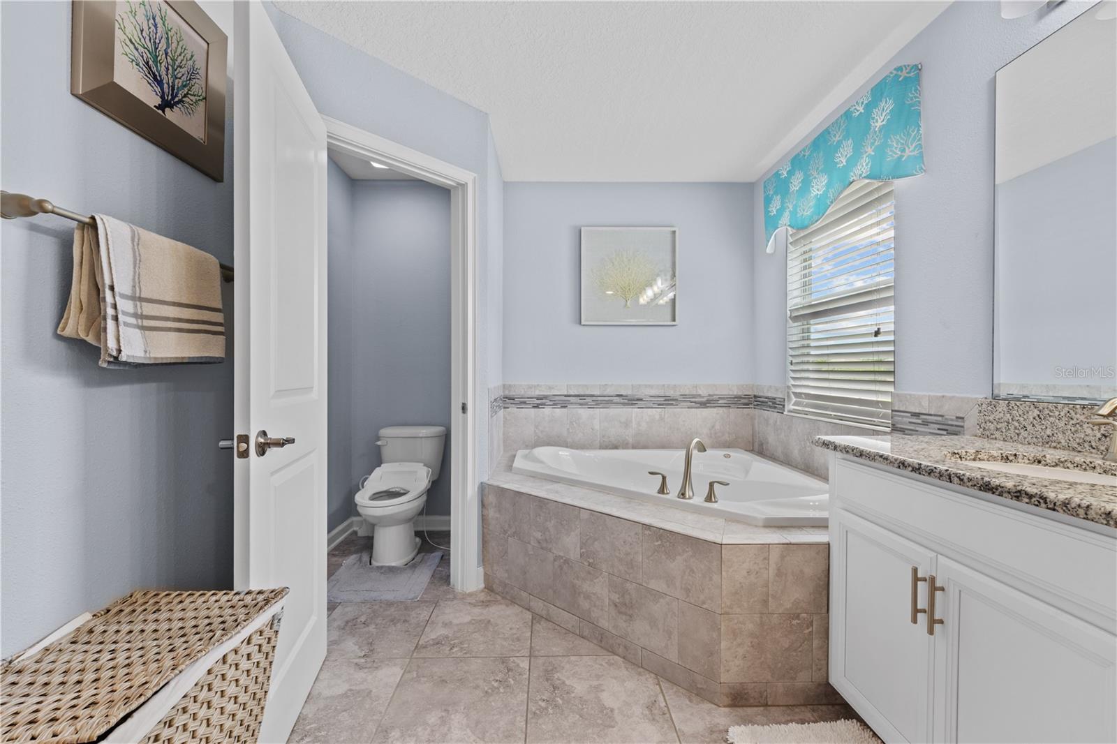 OAKS/MOSS PARK - Residential