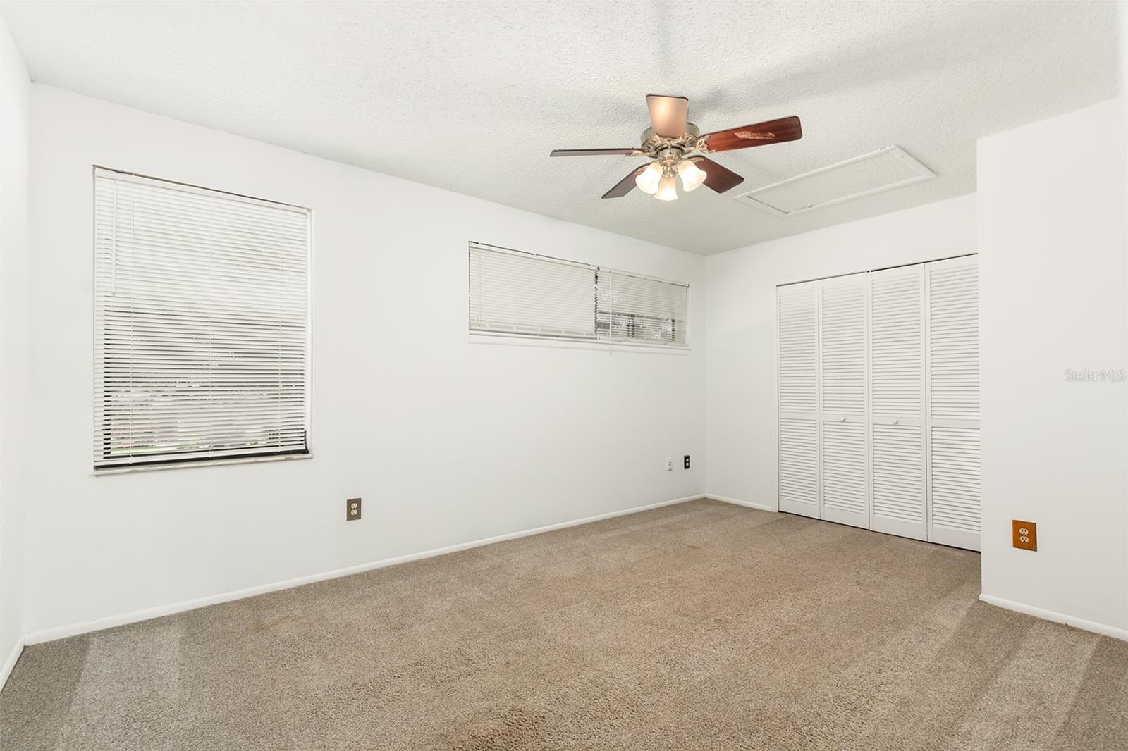 FOX HUNT LANES PH 03 - Residential