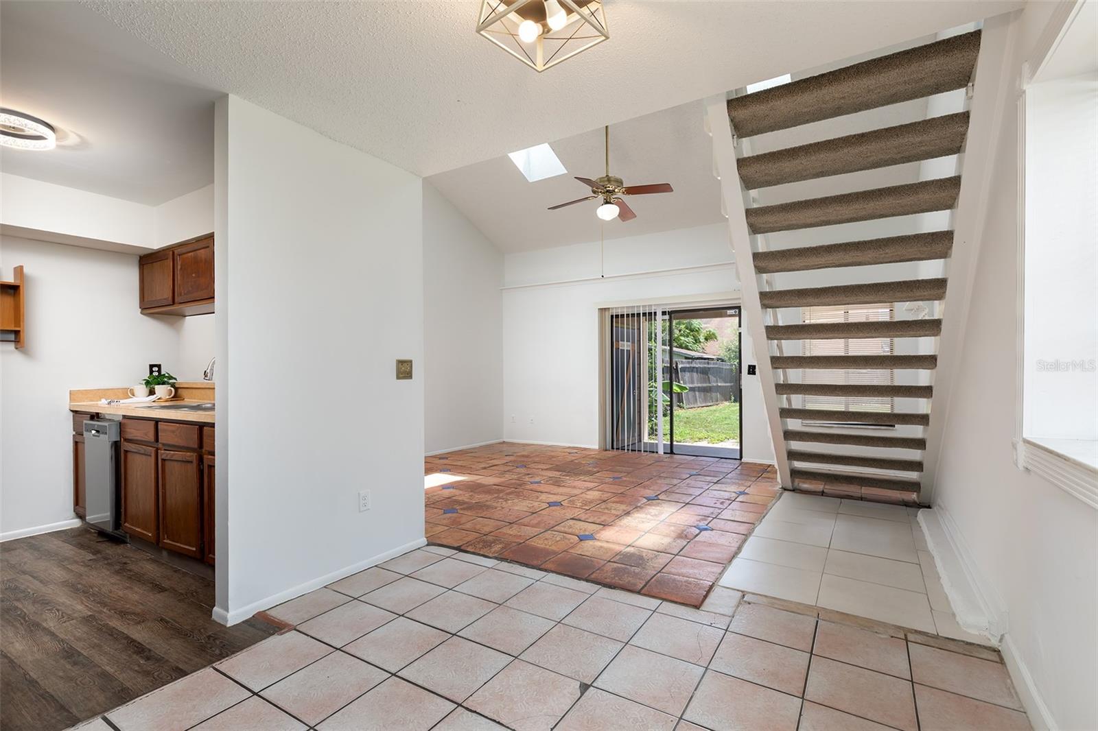 FOX HUNT LANES PH 03 - Residential