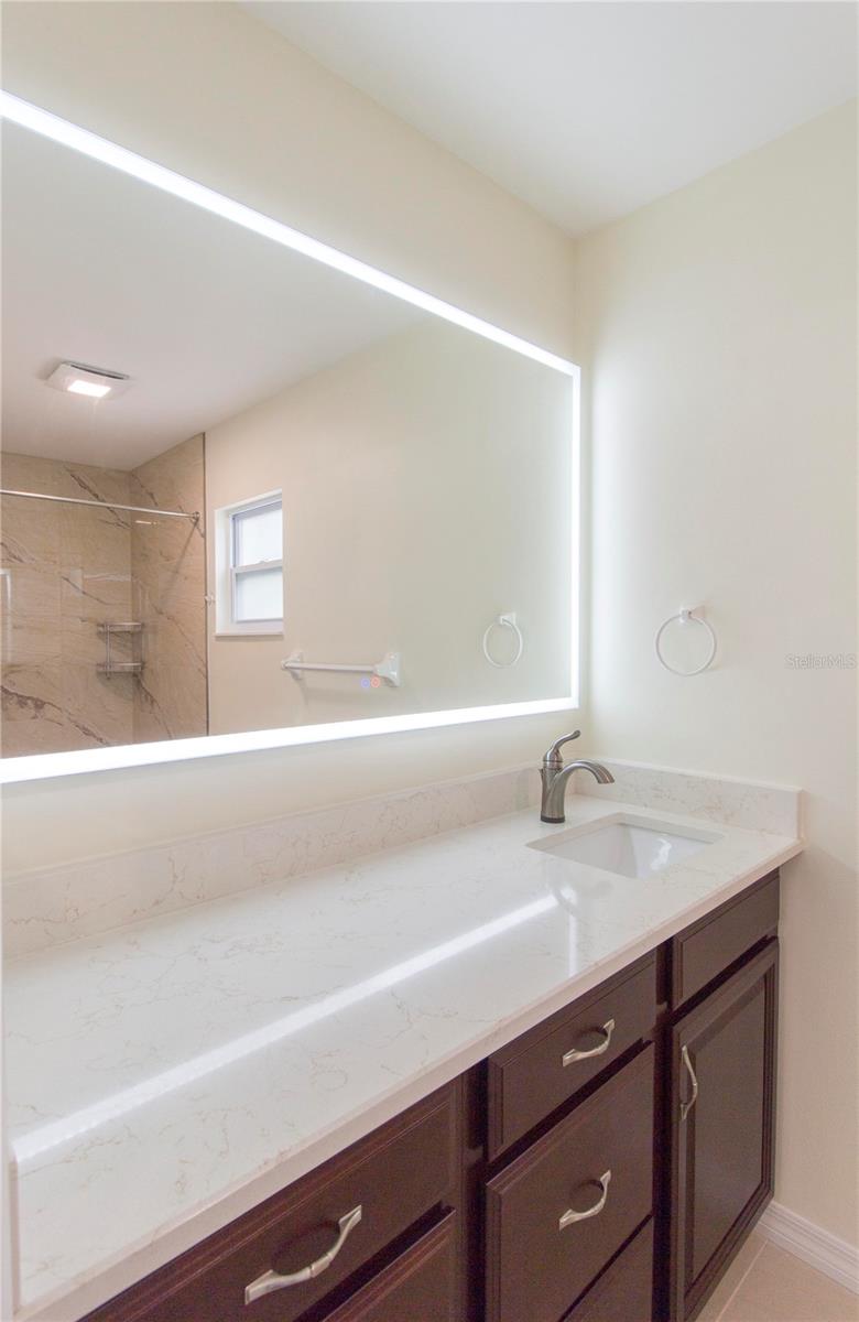 BAY LAKES AT GRANADA SEC 05 - Residential